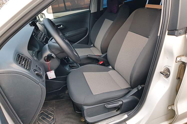 Used Volkswagen Polo 2016 1.4L Automatic Trendy Model
