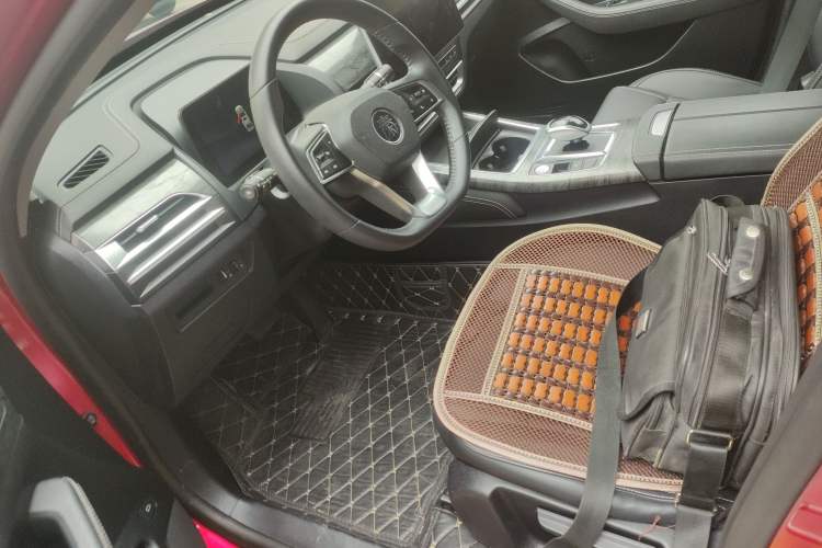 Used BYD Qin Pro New Energy 2018 DM 1.5TI Automatic Smart Connect Dynamic Model Left Front Seat