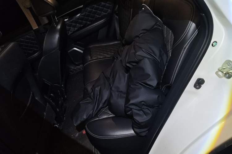 Used Venucia Star 2020 260T Automatic 48V Mild Hybrid Turbocharged Starry Edition
