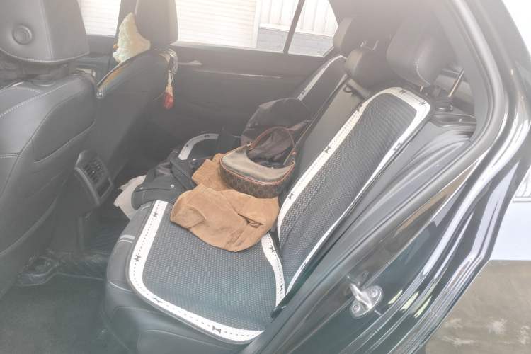 Used Volkswagen Golf 2023 Facelift 280TSI DSG R-Line Lite