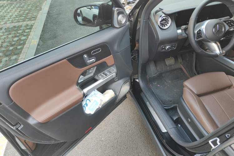 Used Mercedes-Benz GLB 2024 Refresh GLB 220 Dynamic Edition