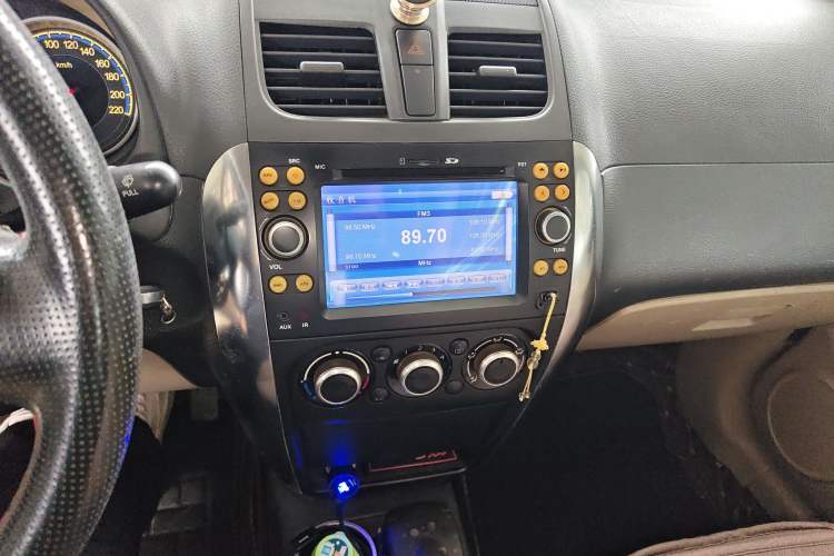 Used Suzuki SX4 S-Cross 2011 1.6L Manual Comfort Version
