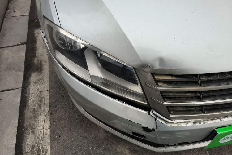 Used Volkswagen Lavida 2013 1.6L Manual Fashion Edition