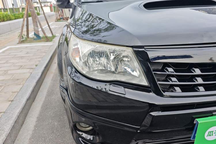 Used Subaru Forester 2011 2.5T S-EDITION Automatic Luxury Edition Right Front Headlight