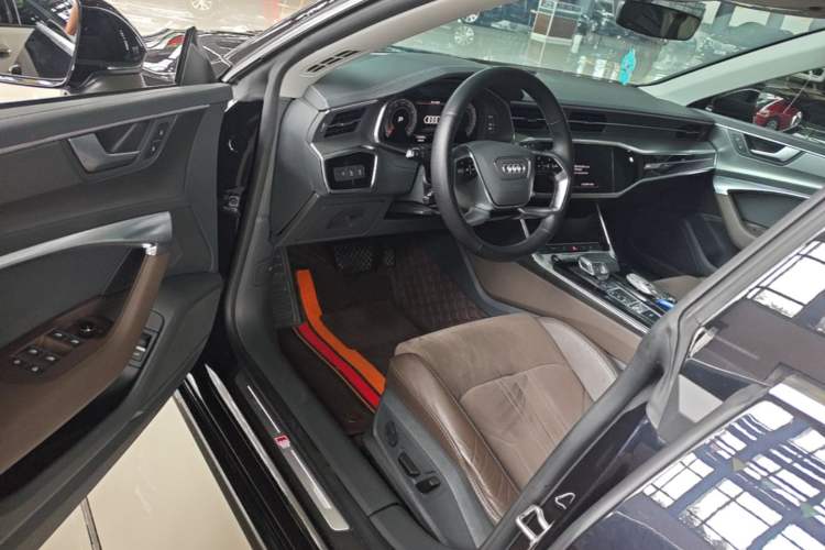 Used Audi A7L 2022 45 TFSI S-line Dream-Building Edition
