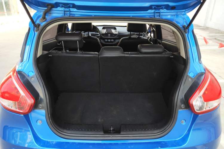 Used Baojun 310 2016 1.2L Manual Luxury Model
