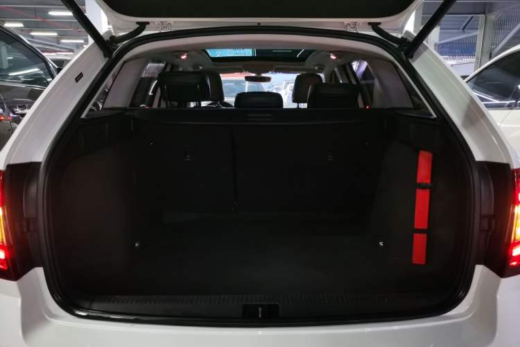 Used Skoda Octavia 2019 TSI280 DSG Luxury Edition Station Wagon China VI Standard