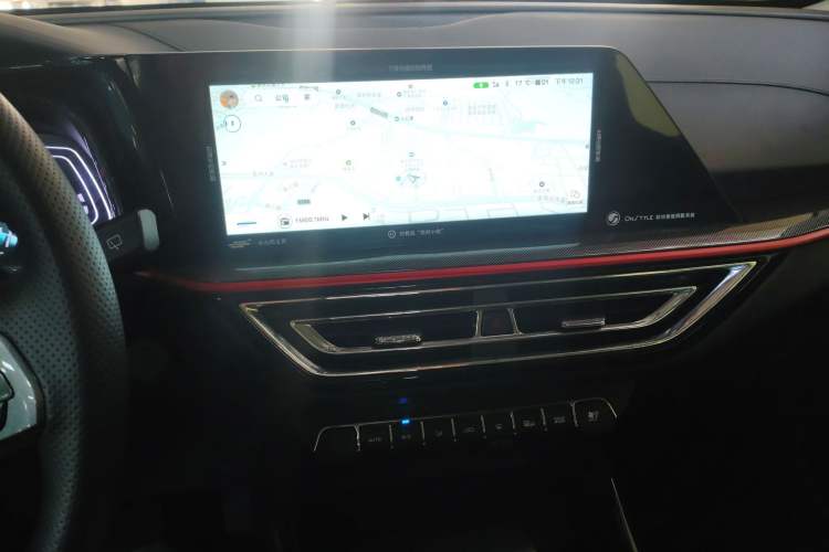 Used Oshan X5 2023 Enjoy Edition 1.5T DCT Deluxe Model