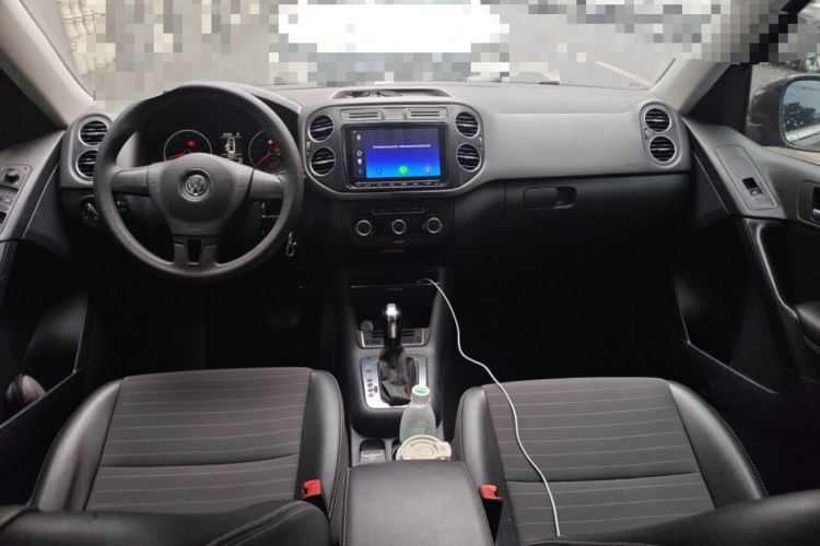 Used Volkswagen Tiguan 2016 280TSI Automatic Two-Wheel-Drive Silk Road Style Edition Center Console