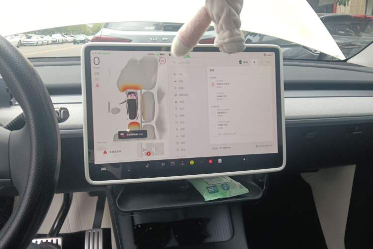 Used Tesla Model Y 2024 Long-Range All-Wheel-Drive Version