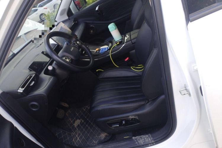 Used AION V 2024 Aion Tyrannosaurus 650 Smart Premium Edition
