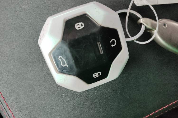 Used JETOUR Traveler 2023 2.0T All-Wheel-Drive CrossPRO
