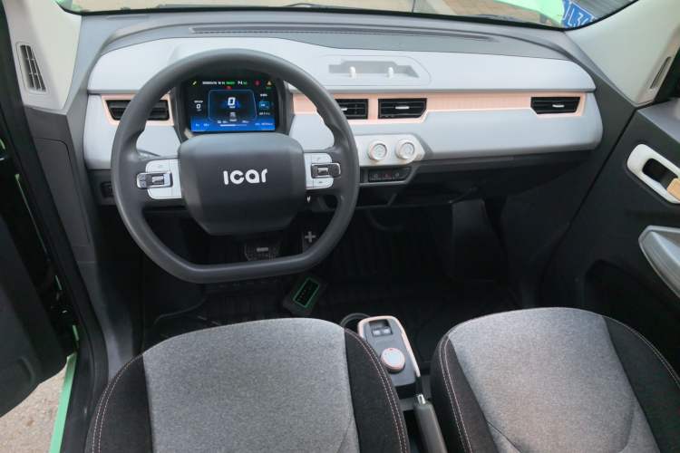 Used Chery QQ Ice Cream 2022 120km Conical Shape Lithium Iron Phosphate