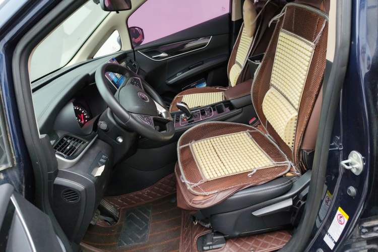 Used BYD Song MAX 2019 1.5T Automatic Smart Connect Ruiyi Sunroof Model 7 Seats China VI Standard
