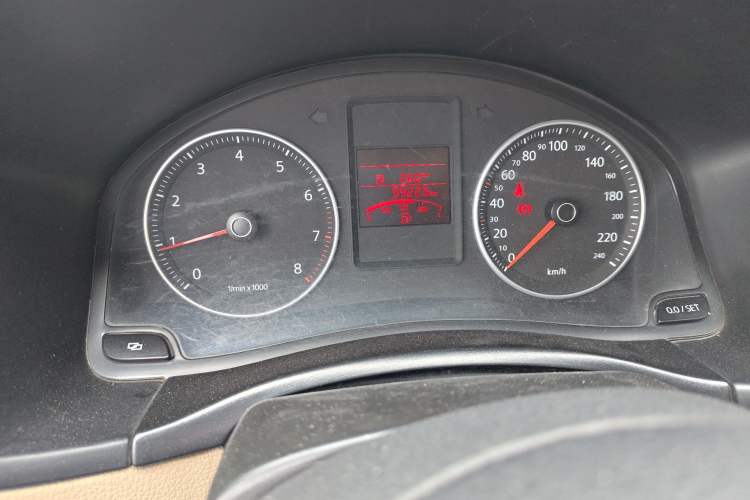 Used Volkswagen Bora 2012 1.6L Manual Comfort Model Odometer Close Up