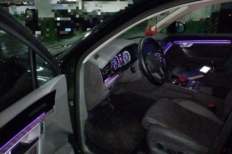 Used Volkswagen Touareg 2023 3.0 TSI Luxury Edition Obsidian Black Sport Package
