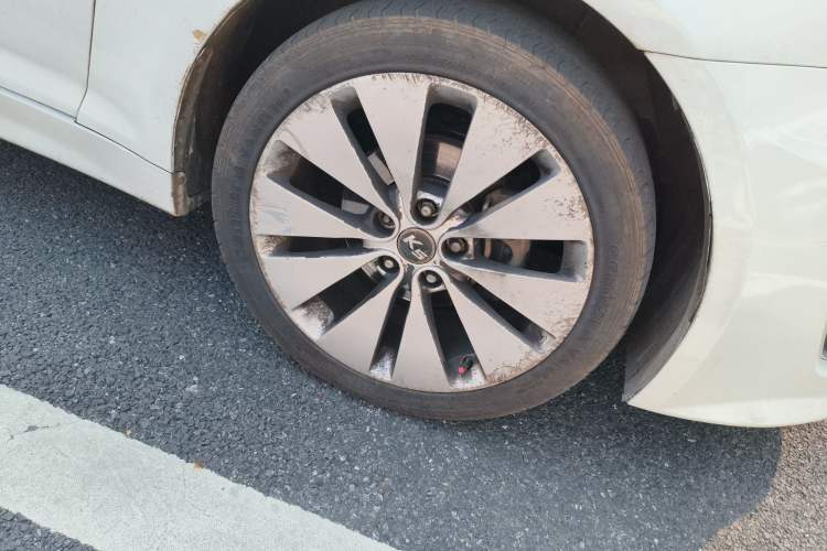 Used Kia K5 2012 2.0L Automatic DLX
