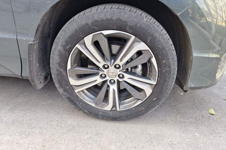 Used Honda UR-V 2020 240TURBO Front-Wheel Drive Elegant Edition Right Front Wheel Hub