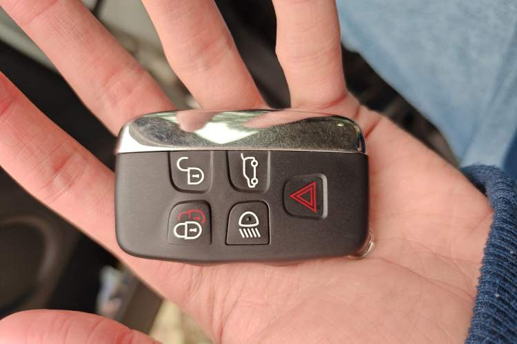 Used Land Rover Discovery Sport 2016 2.0T SE
