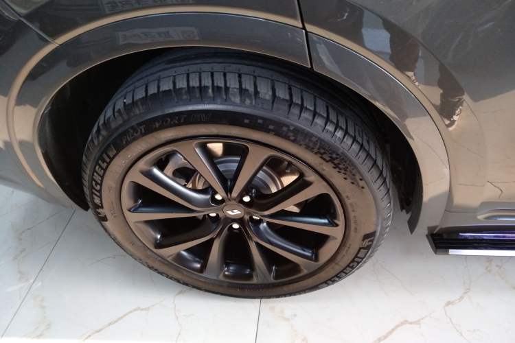 Used Li Auto ONE 2021 Extended-Range 6-Seater Version Exterior 8