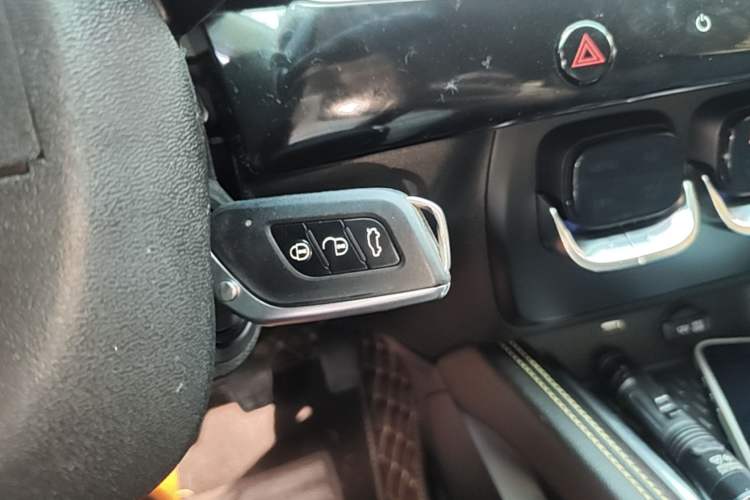 Used BAIC Beijing X3 2019 1.5L Manual Glory Edition
