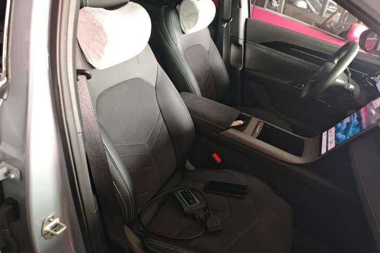 Used Geely Galaxy L6 2024 125km PLUS Dragon Edition
