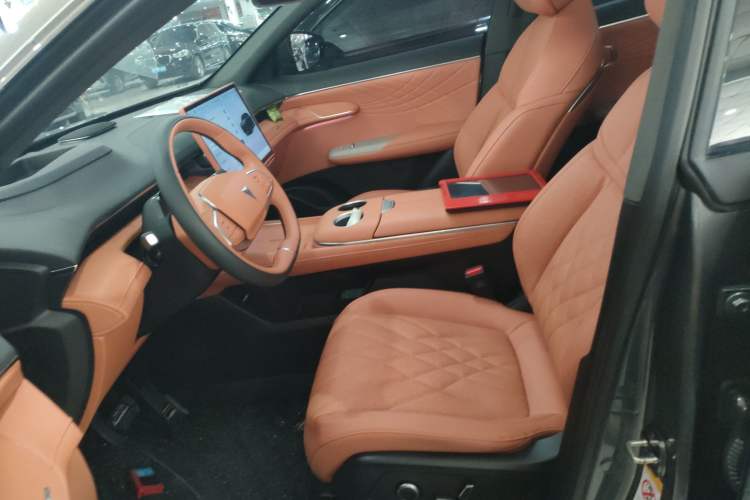 Used Deepal S07 2023 200Max Range-Extended Version
