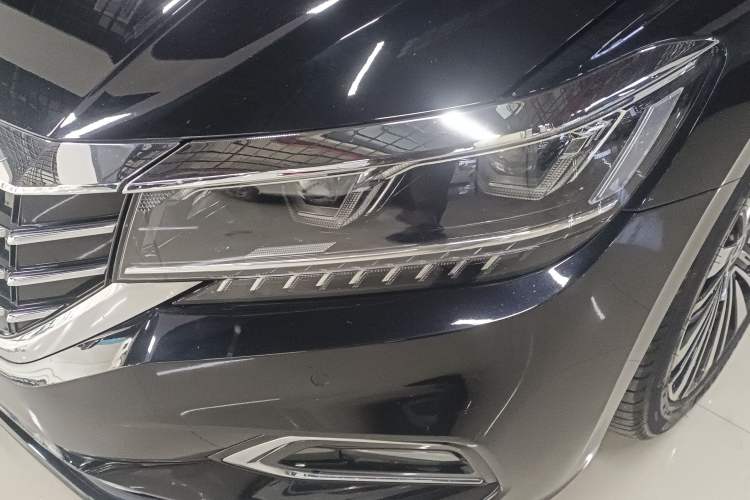 Used Volkswagen Passat 2019 380TSI Luxury Edition China VI Standard
