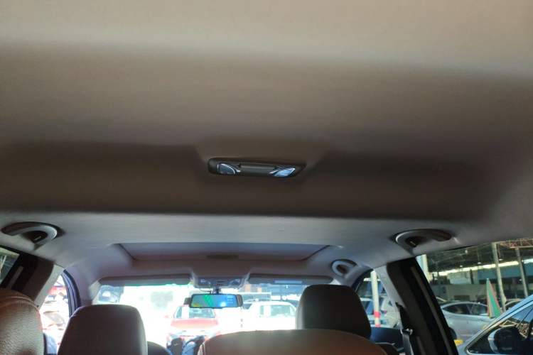 Used Dongfeng Fengdu MX5 2016 2.0L Automatic Flagship Edition