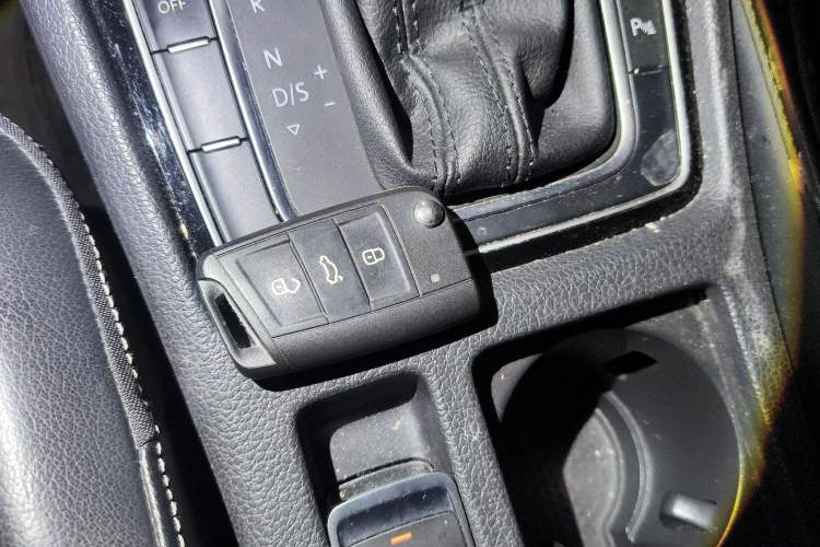 Used Volkswagen Golf 2015 1.4TSI Automatic Flagship Model
