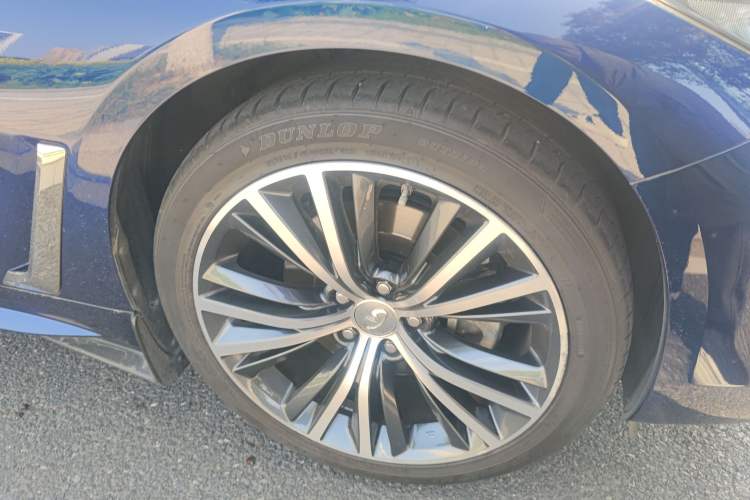 Used Infiniti Q60 2019 2.0T Luxury Edition
