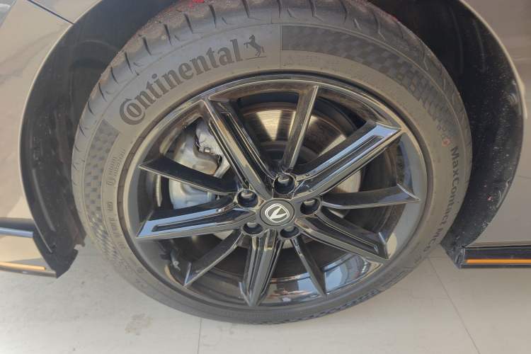 Used Changan UNI-V 2023 2.0T Leading-Speed Edition
