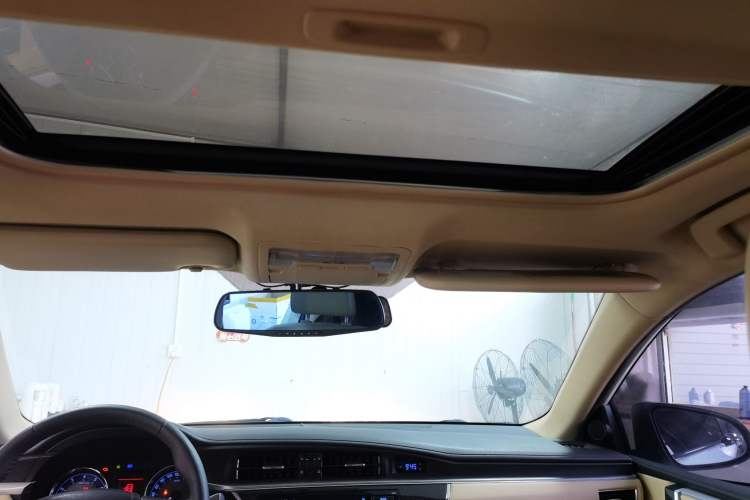 Used Toyota Corolla 2014 1.6L CVT GL-i Leather Edition