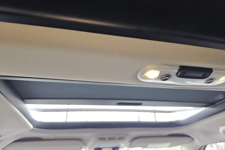 Used MINI MINI 2016 1.5T COOPER Five-Door Edition