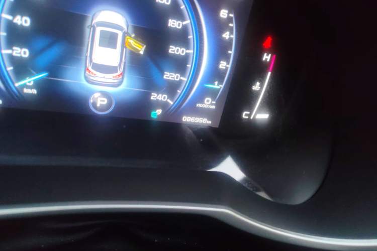 Used Geely Auto Emgrand X7 Sport 2020 1.8TD DCT Two-Wheel Drive Smart Connect 4G-Enabled Version