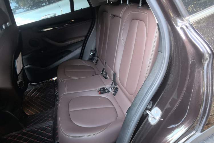 Used BMW X1 2020 sDrive20Li Fashion Model Left Rear Seat