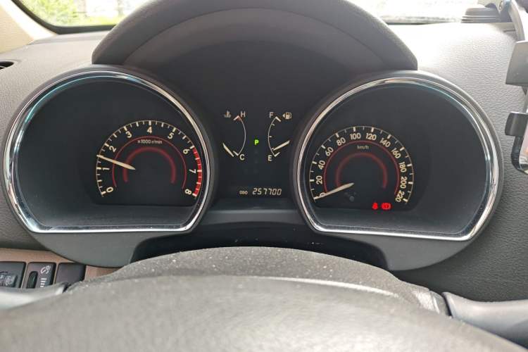 Used Toyota Highlander 2012 2.7L Two-Wheel Drive 7-Seater Luxury Edition
