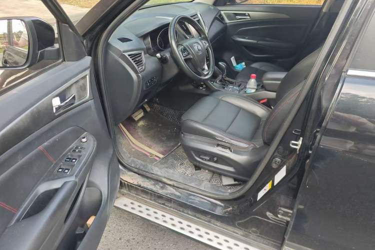 Used CHANGAN CS75 2014 1.8T Automatic Prestige Model China IV Standard
