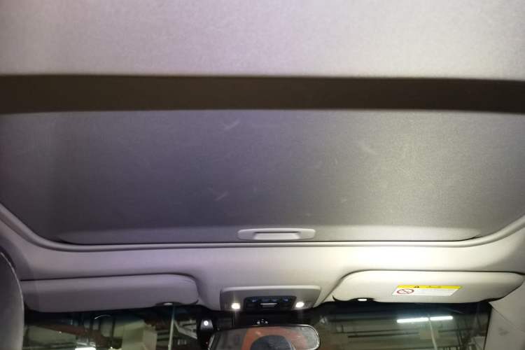 Used Toyota Camry 2021 2.0G Luxury Edition
