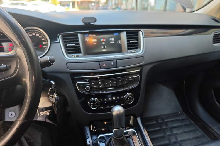 Used Peugeot 508 2013 2.0L 2nd Anniversary Edition Automatic Smart Enjoyment Version
