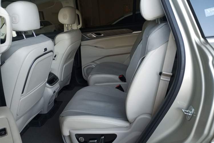 Used Wey Lanshan 2023 Four-Wheel Drive Ultra-Long Range Version
