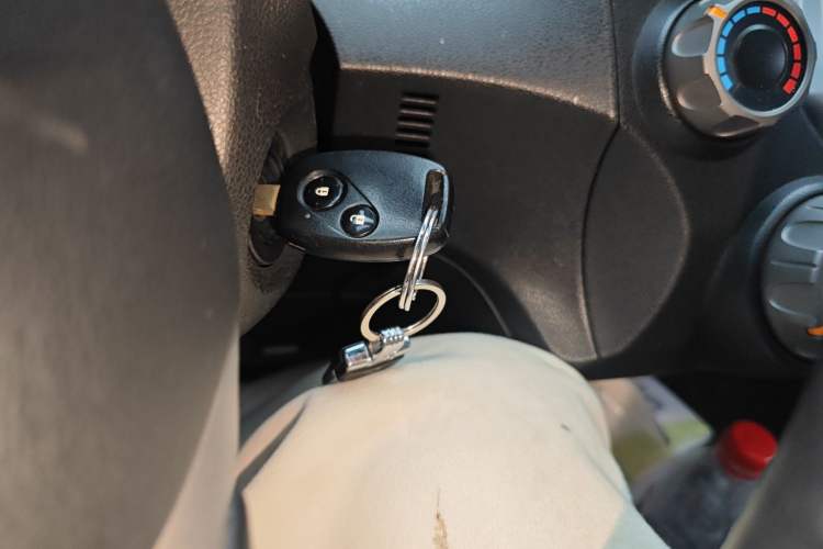 Used Honda Fit 2011 1.5L Automatic Luxury Edition