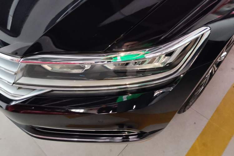 Used Volkswagen Phideon 2018 Revised Version 380TSI Two-Wheel Drive Business Edition
