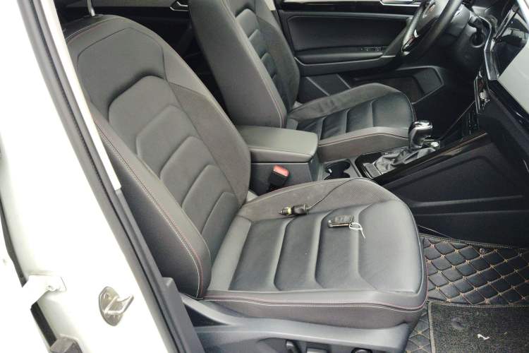 Used Volkswagen Tayron 2020 280TSI Two-Wheel Drive Luxury Connect Edition