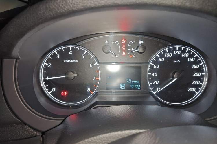 Used Nissan Tiida 2019 1.6L CVT Cool Edition China VI Standard