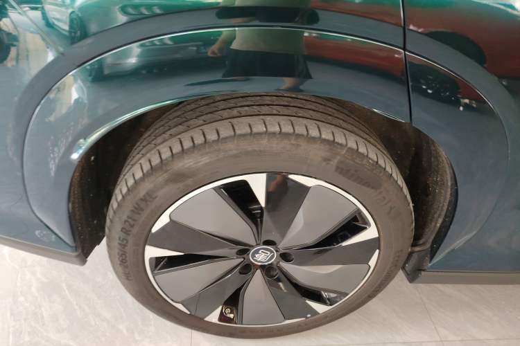 Used BYD Tang L 2025 EV 600KM All-Wheel-Drive LiDAR Flagship Model