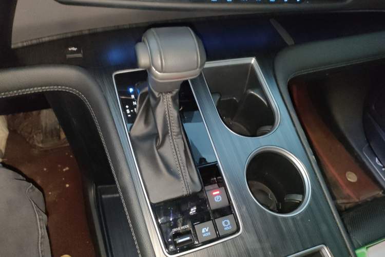 Used Toyota SIENNA 2021 2.5L Hybrid Ultimate Edition