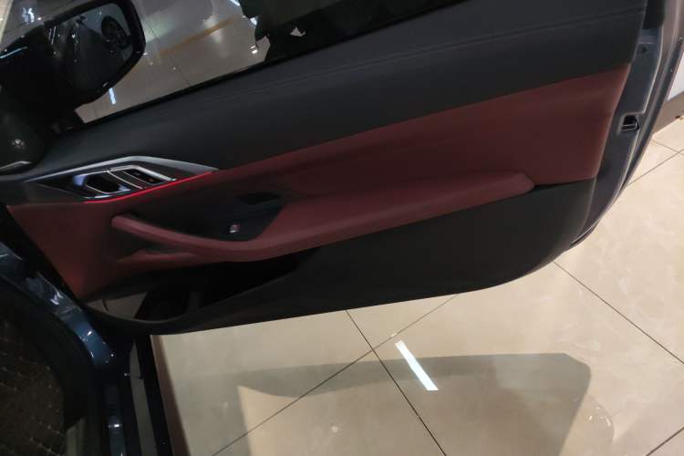 Used BMW 4 Series 2023 430i Convertible M Sport Night Edition Package
