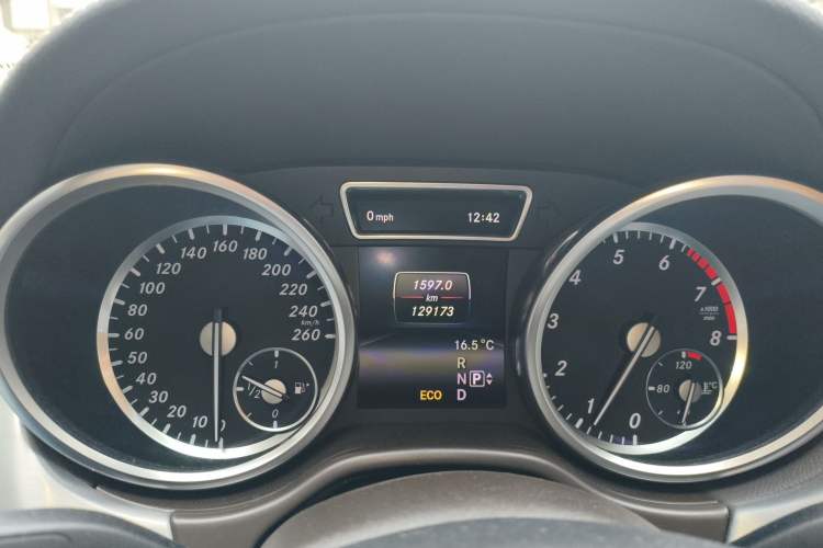 Used Mercedes-Benz GL-Class 2015 GL 400 4MATIC Dynamic Model Instrument Cluster