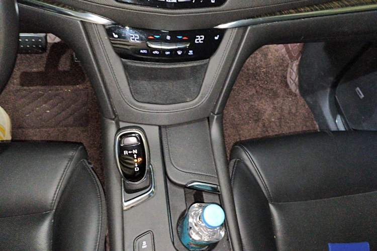 Used Cadillac XT5 2018 25T Luxury Model